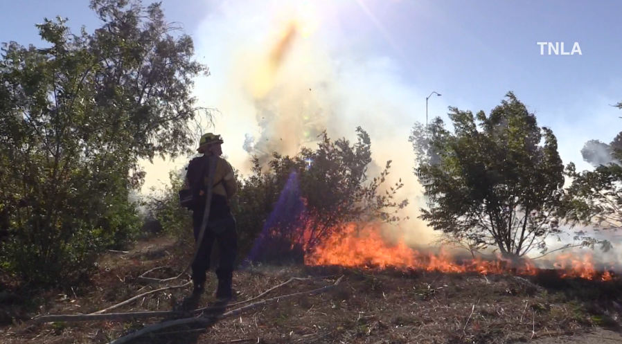 Crews battle blaze in North Hollywood off 170 Freeway