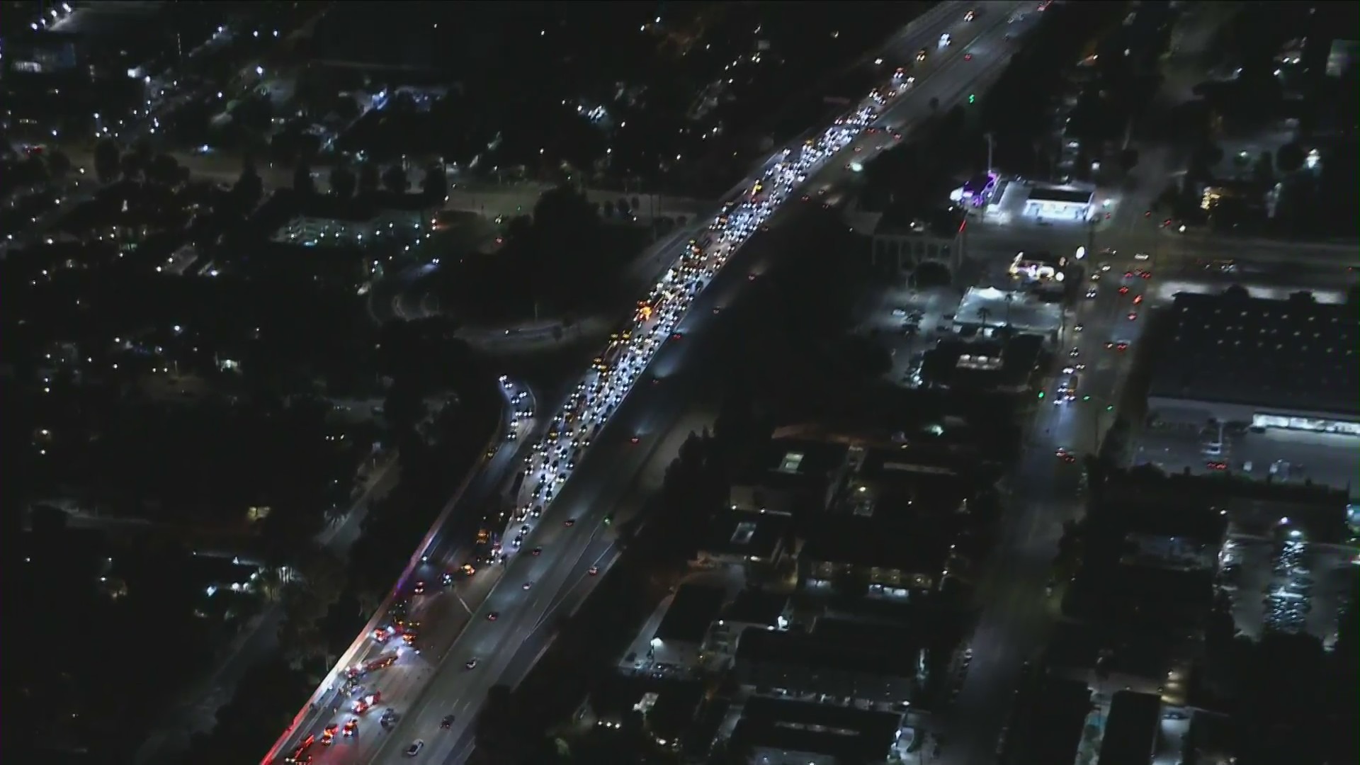 Multi-vehicle crash involving wrong way driver stops all traffic on 405 Freeway