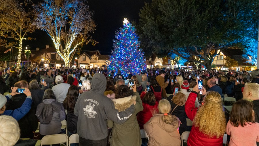 Visitors in Solvang, California gather for the town's annual tree lighting ceremony during Julefest 2022. (Mike Laan/City of Solvang)