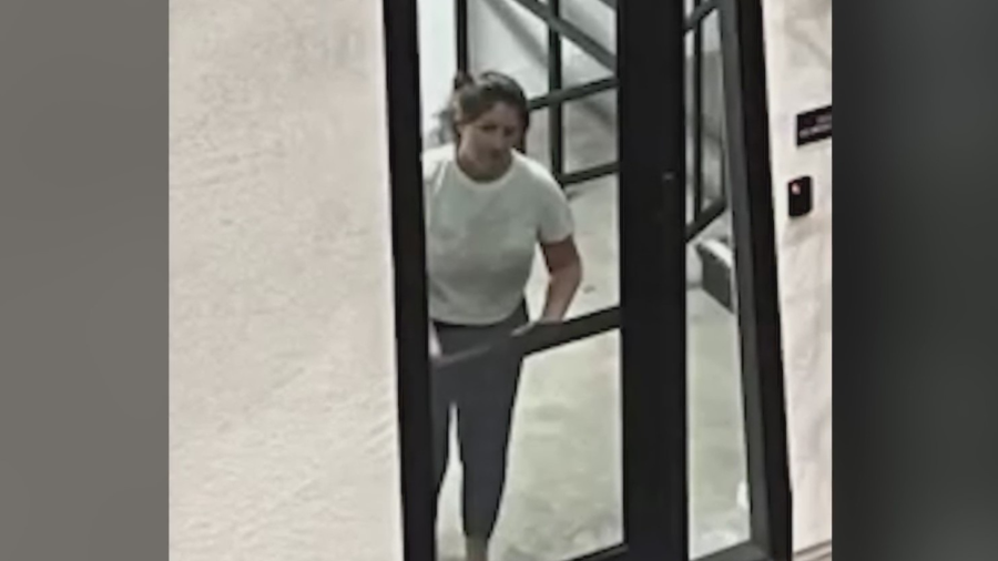 Video of the suspect, Wendy Wilkinson, 43, who allegedly broke into the victim's apartment on Dec. 1, 2023. (Brittney Heinzman)