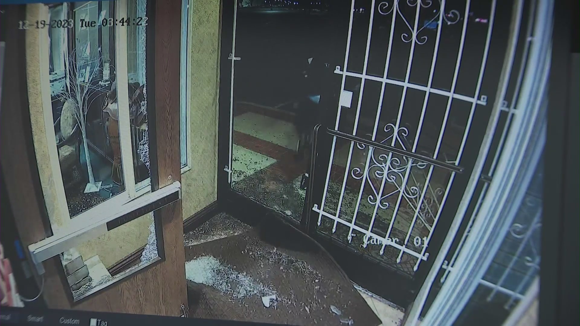 Surveillance video captured five thieves escaping with thousands of dollars worth of jewelry from a Victorville jewelry shop on Dec. 19, 2023. (Ozel Jewelers)