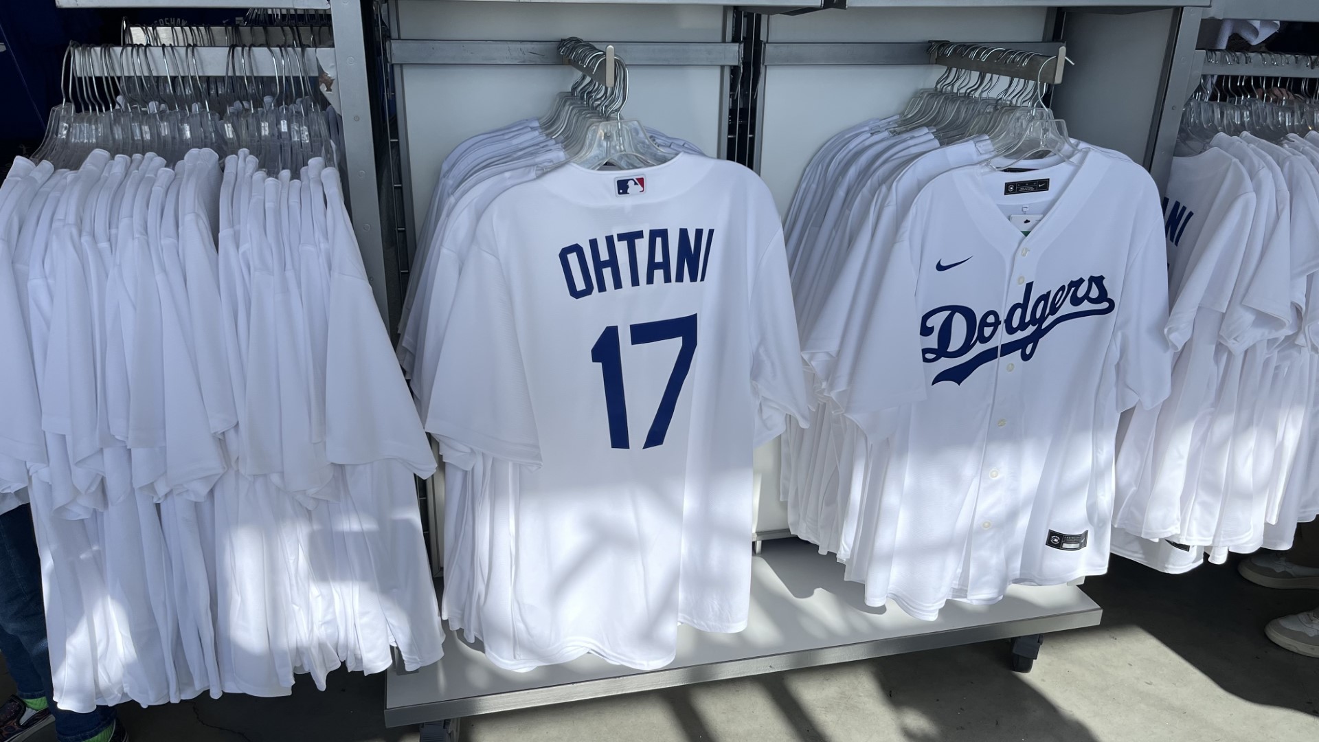 Shohei Ohtani Dodger jersey