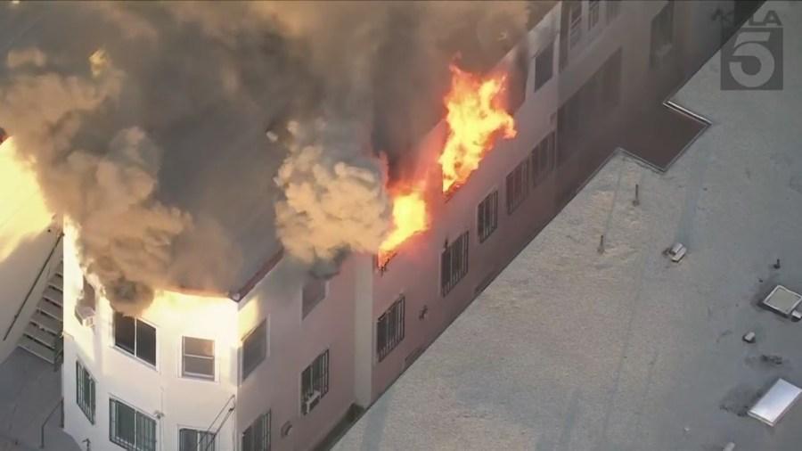 A massive fire engulfed an apartment building in the Koreatown on Jan. 26, 2024. (KTLA)