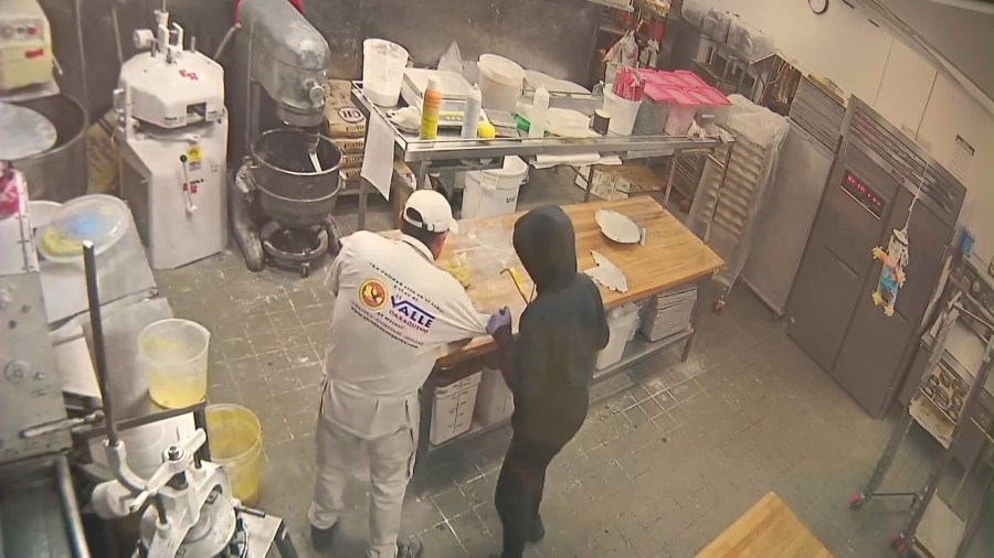 Video captures the terrifying moment a group of masked suspects ransacked a Pico-Union bakery as workers were still inside on Jan. 15, 2024. (El Valle Oaxaqueño)