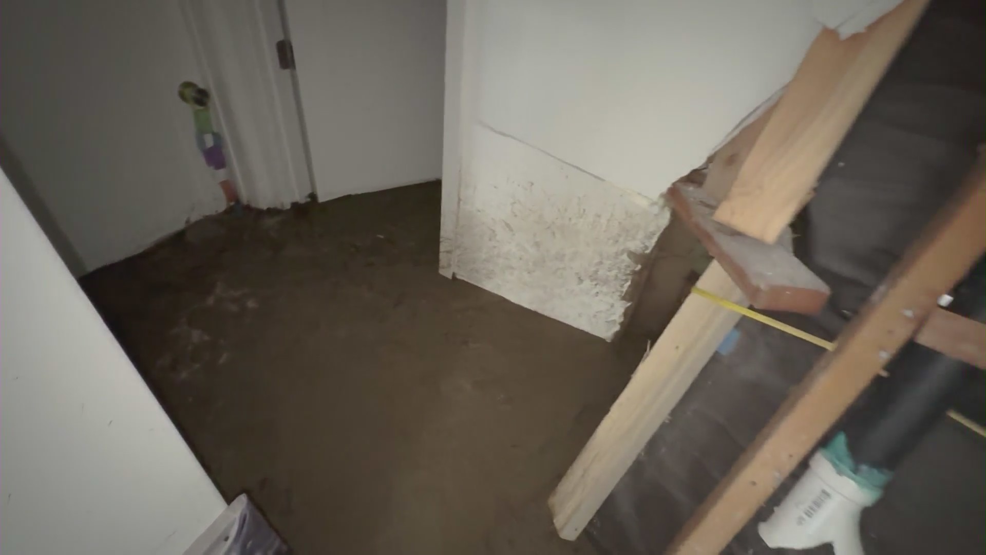 Family's Baldwin Hills home completely destroyed by mudslide