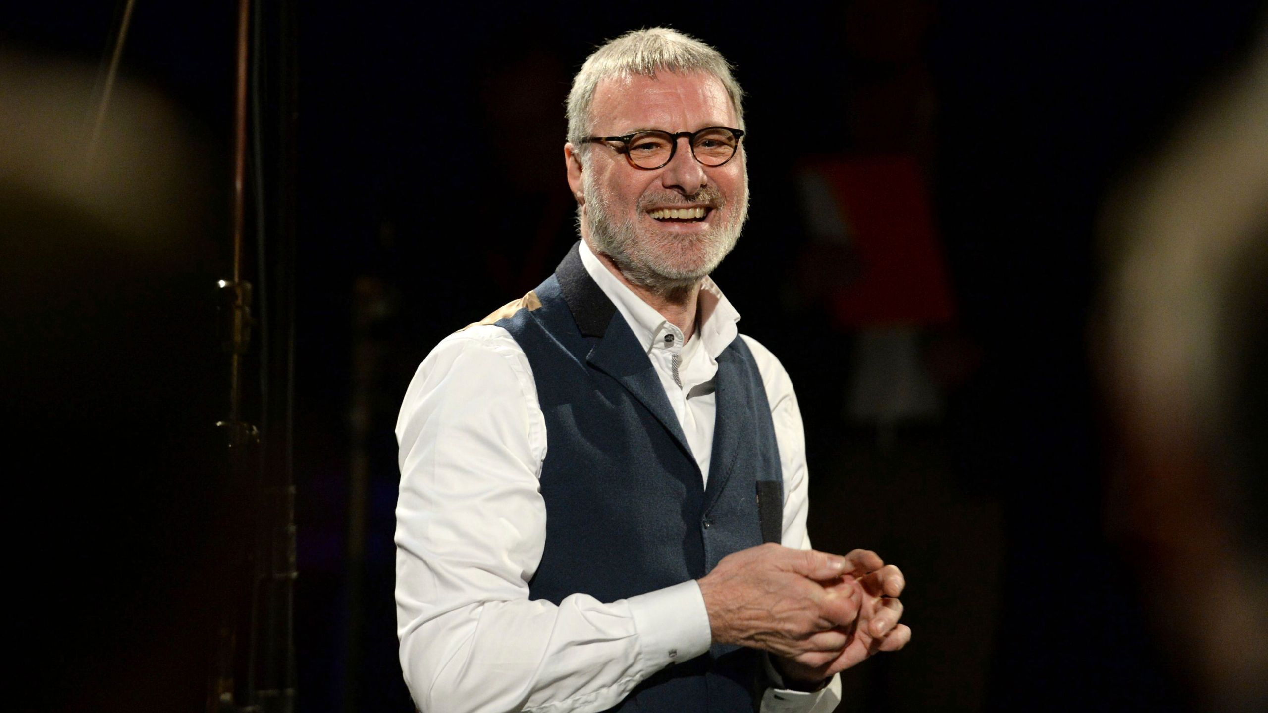 FILE - Cockney Rebel's Steve Harley during a recording of a charity single for the Jo Cox Foundation at the Backstage Centre in Purfleet, England, Nov. 17, 2016. British musician Steve Harley, whose band Cockney Rebel had a huge hit with the song “Make Me Smile (Come Up and See Me),” has died. He was 73. Harley’s family said Sunday March 17, 2024 he had “passed away peacefully at home, with his family by his side.” (Victoria Jones/PA via AP)