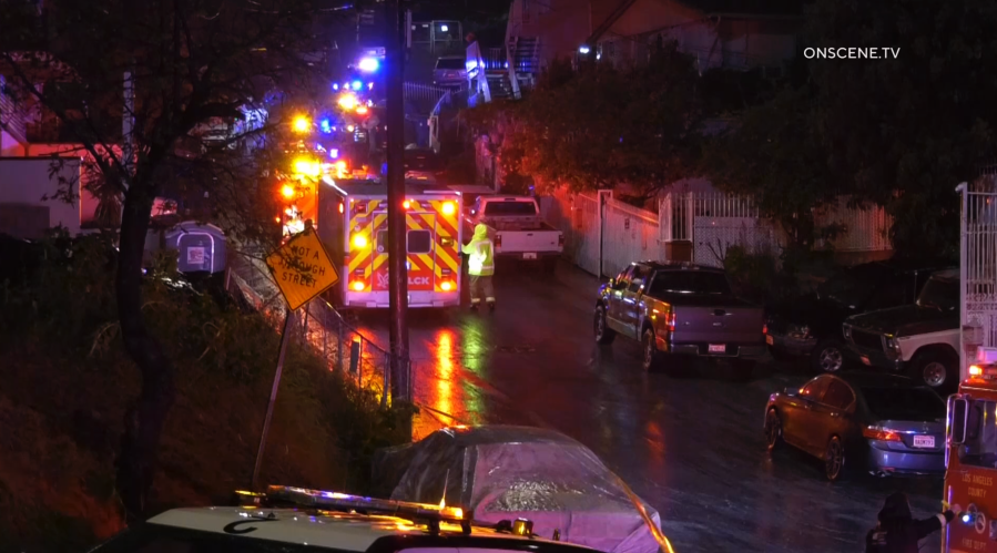 Deputy shoots kills man in East L.A.