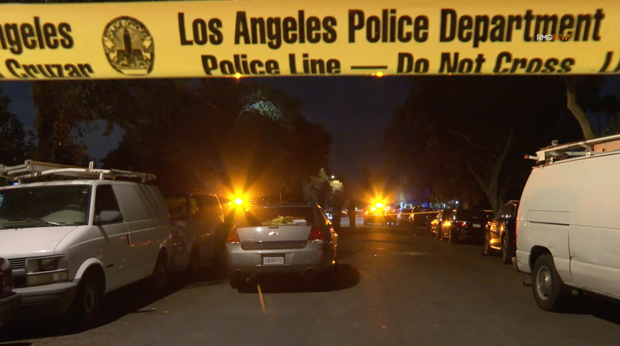 L.A. Police search for gunman after victim shot to death in Reseda