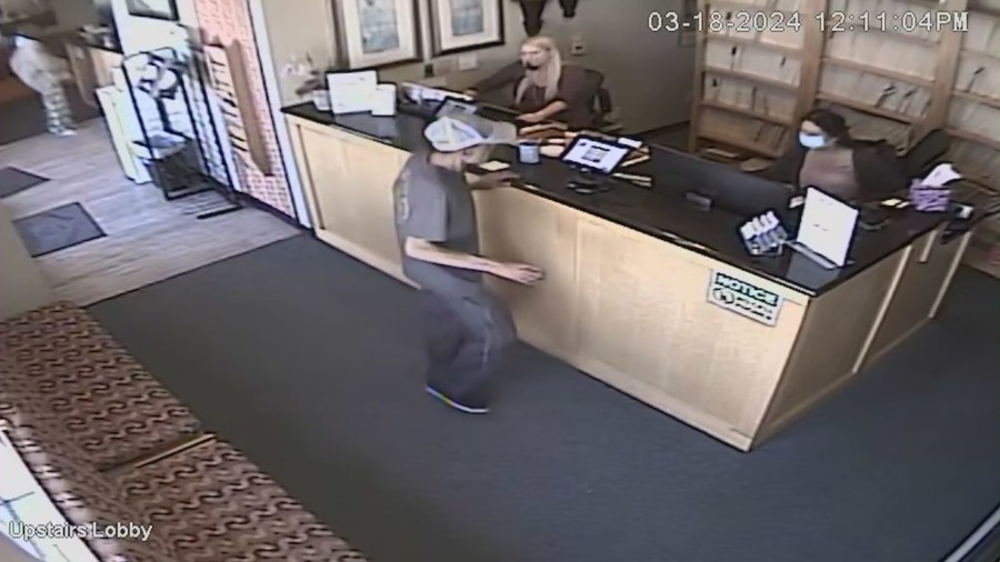 Homeless man entering a Long Beach chiropractic clinic before sexually assaulting a female patient on March 18, 2024. (Clements Chiropractic)