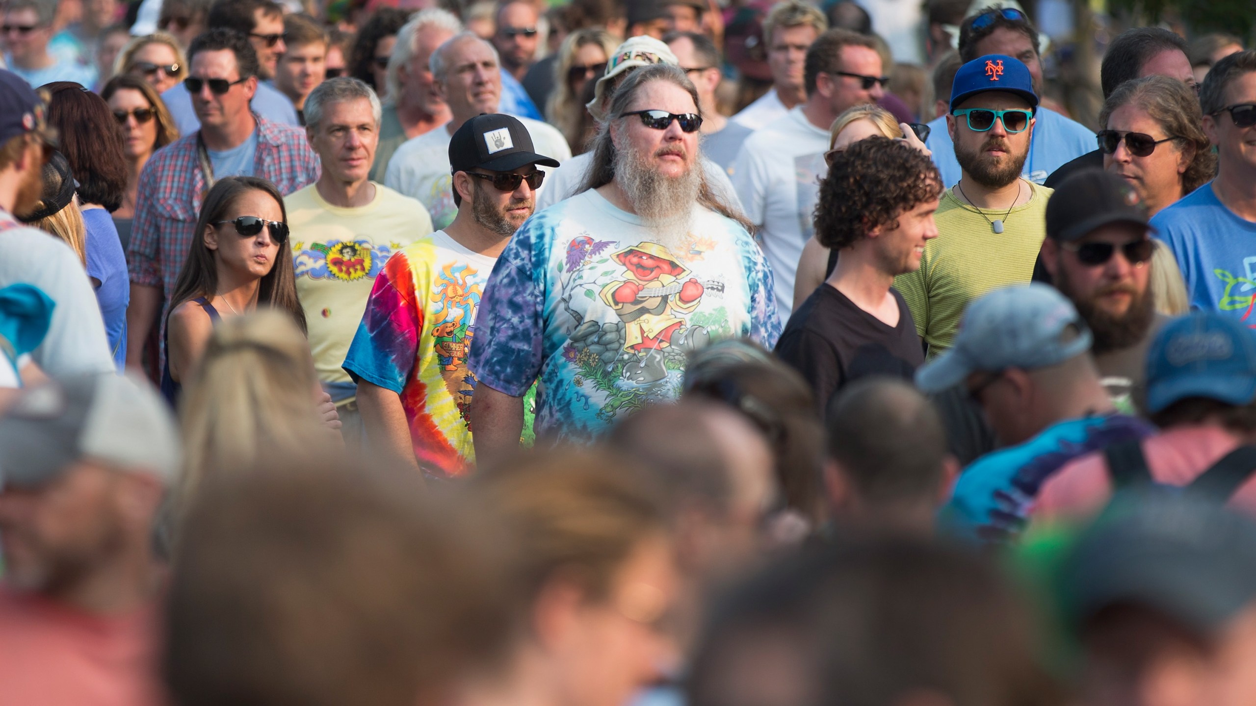 Grateful Dead Fans Gather In Chicago Ahead Of Farewell Shows