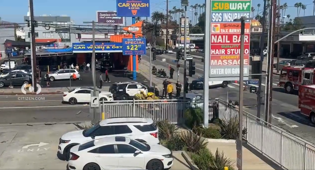 1 dead, 6 injured in crash involving LAPD cruiser