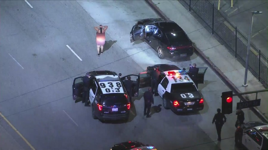 Pursuit suspect surrenders after high-speed chase in L.A.