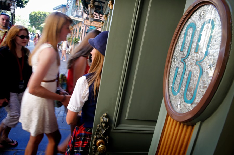 Disneyland Club 33