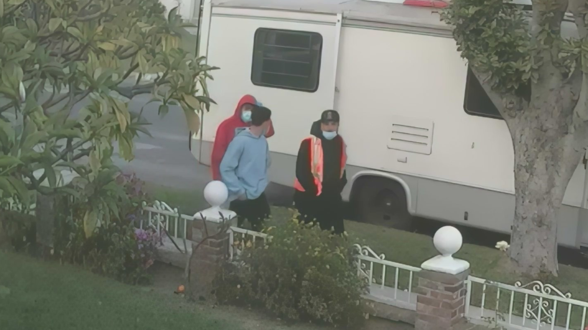 Three suspects impersonating gas company workers attempted to burglarize a Whittier home on May 24, 2024.