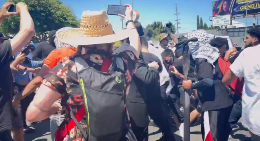 Demonstrators clash outside synagogue in Los Angeles