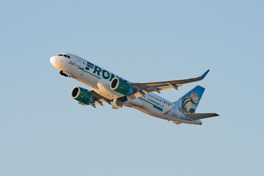 A Frontier Airlines Airbus A320 takes off from Los Angeles international Airport on August 27, 2020 in Los Angeles, California. (Getty Images)