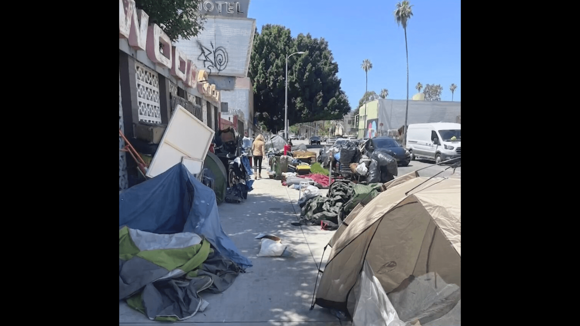 A large homeless encampment taking over sidewalks in Hollywood. (KTLA)