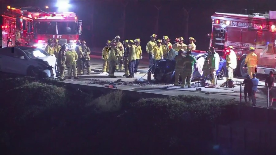 A deadly head-on crash left at least one dead and multiple others hospitalized in critical condition in Playa del Rey on June 4, 2024. (KTLA) 