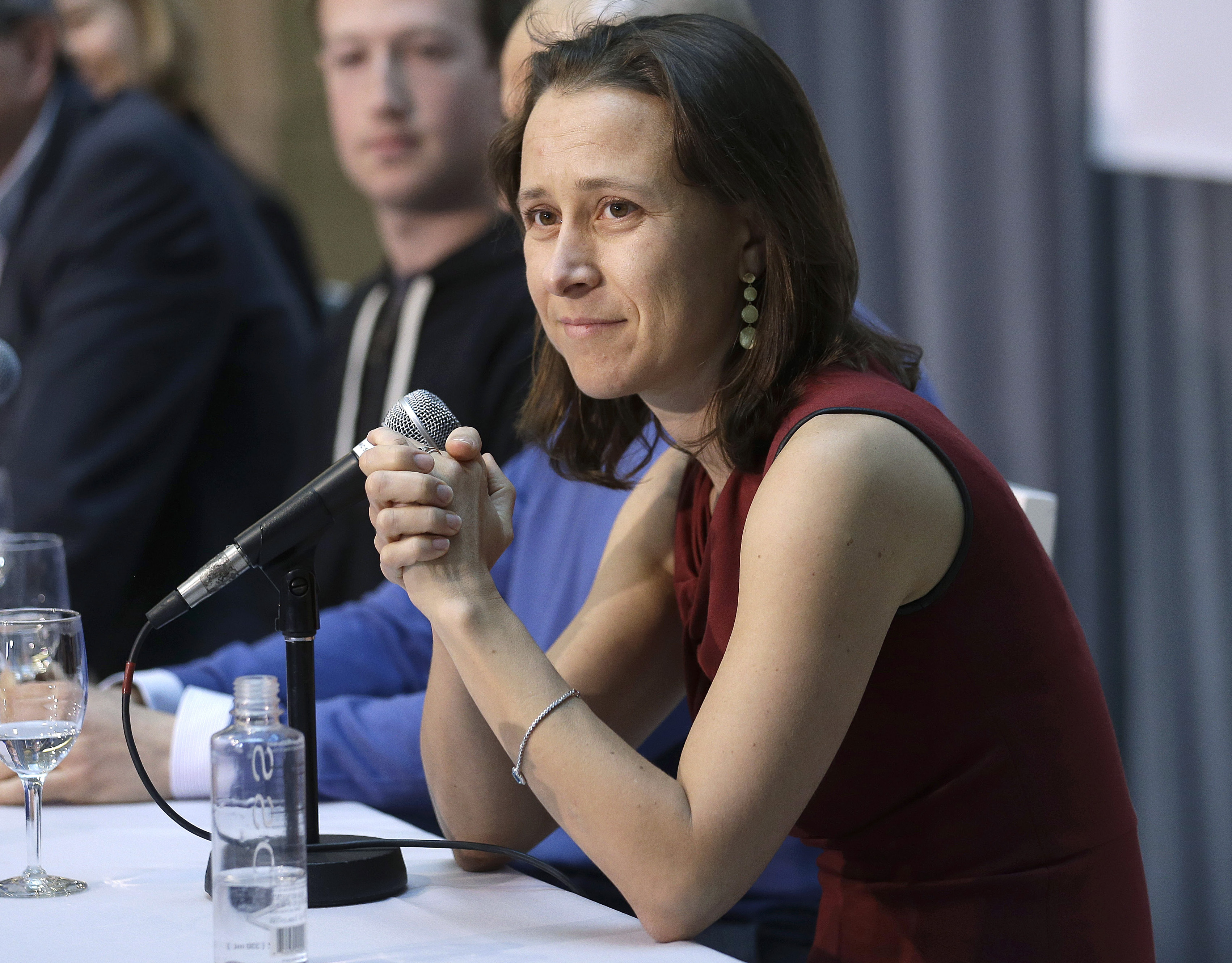 FILE - 23andMe CEO Anne Wojcicki speaks at an announcement for the Breakthrough Prize in Life Sciences at Genentech Hall on UCSF's Mission Bay campus in San Francisco, Feb. 20 2013. (AP Photo/Jeff Chiu, File)