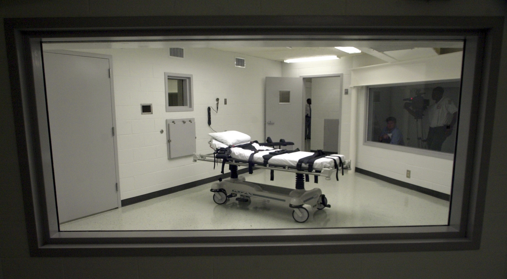 FILE- Alabama's lethal injection chamber is shown Oct. 7, 2002, at Holman Correctional Facility in Atmore, Ala. (AP Photo/Dave Martin, File)