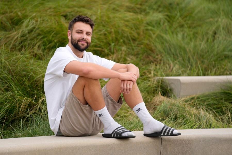 Influencer Jimmy Darts poses for a portrait, Monday, Oct. 14, 2024, in Irvine, Calif. (AP Photo/Chris Pizzello)