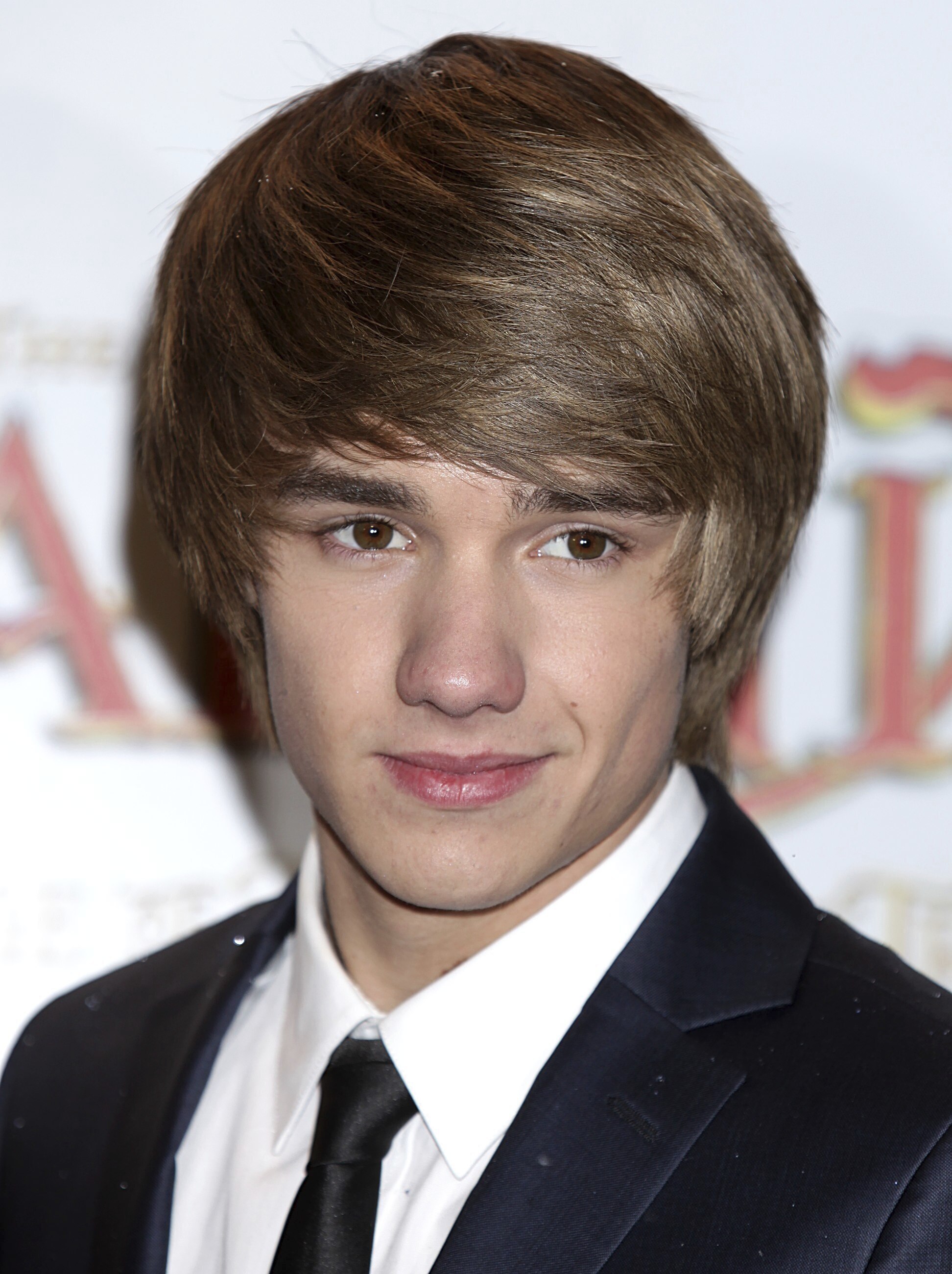 FILE - Liam Payne arrives for the premiere of "The Chronicles Of Narnia: The Voyage Of The Dawn Treader," at the Odeon Leicester Square, in London, Nov. 30, 2010. (Yui Mok/PA via AP)