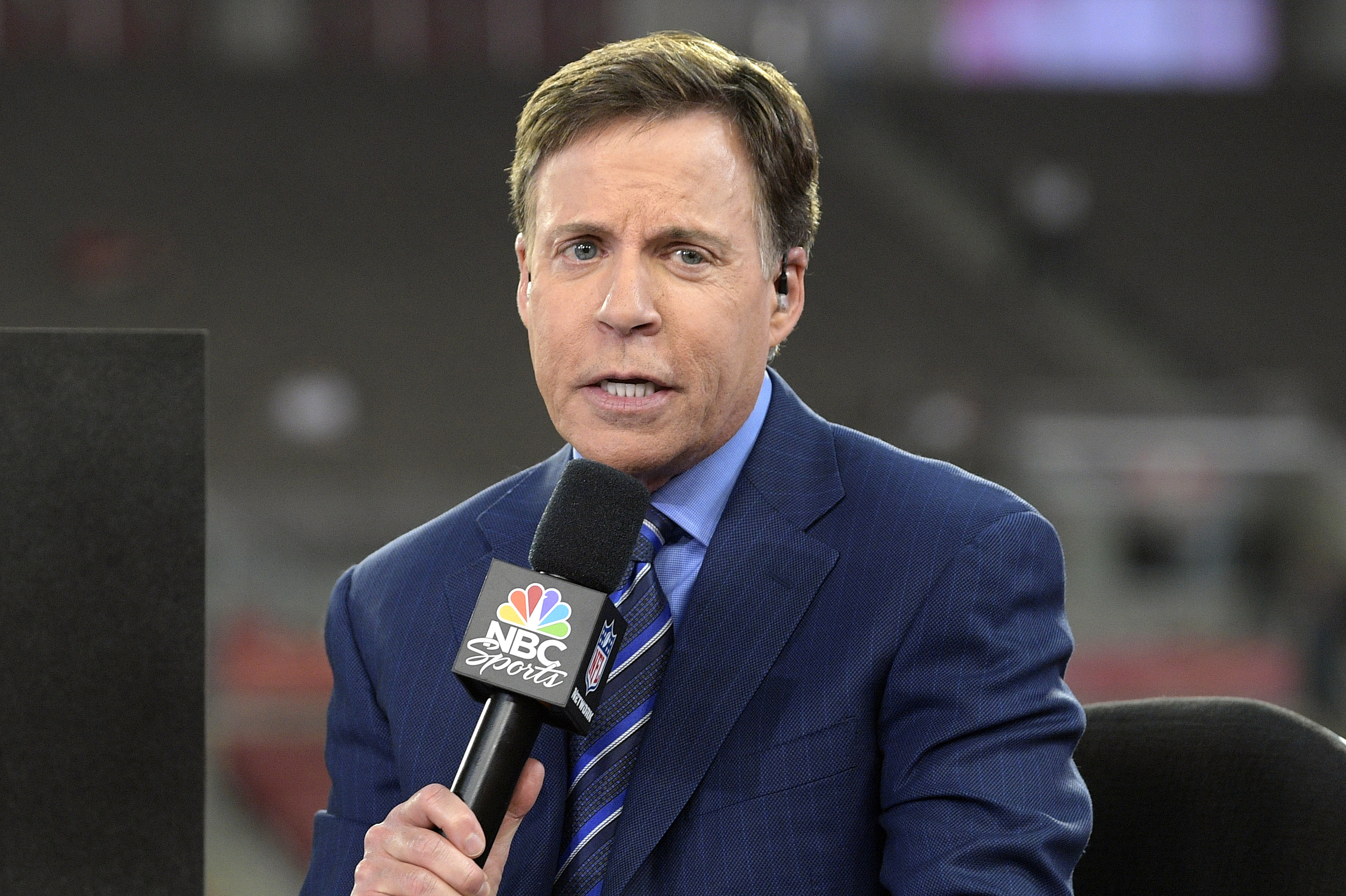 FILE 0 Bob Costas broadcasts from the field for Thursday Night Football before an NFL football game between the Tampa Bay Buccaneers and the Atlanta Falcons in Tampa, Fla., Thursday, Nov. 3, 2016. (AP Photo/Phelan M. Ebenhack, File)