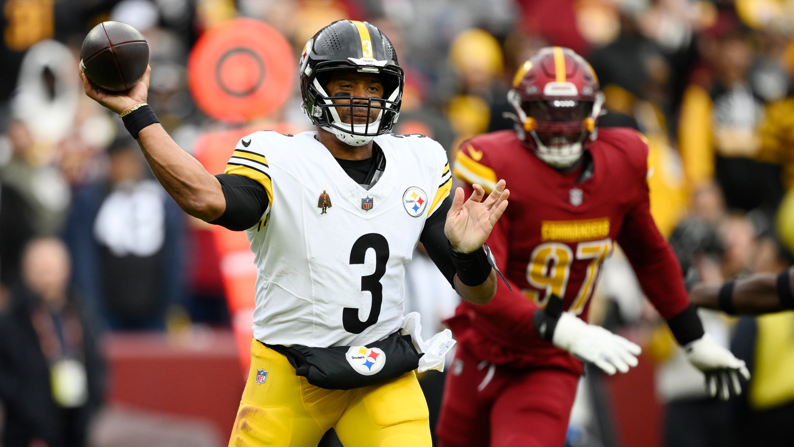 Pittsburgh Steelers quarterback Russell Wilson throws during the first half of an NFL football game against the Washington Commanders, Sunday, Nov. 10, 2024, in Landover, Md. (AP Photo/Nick Wass)