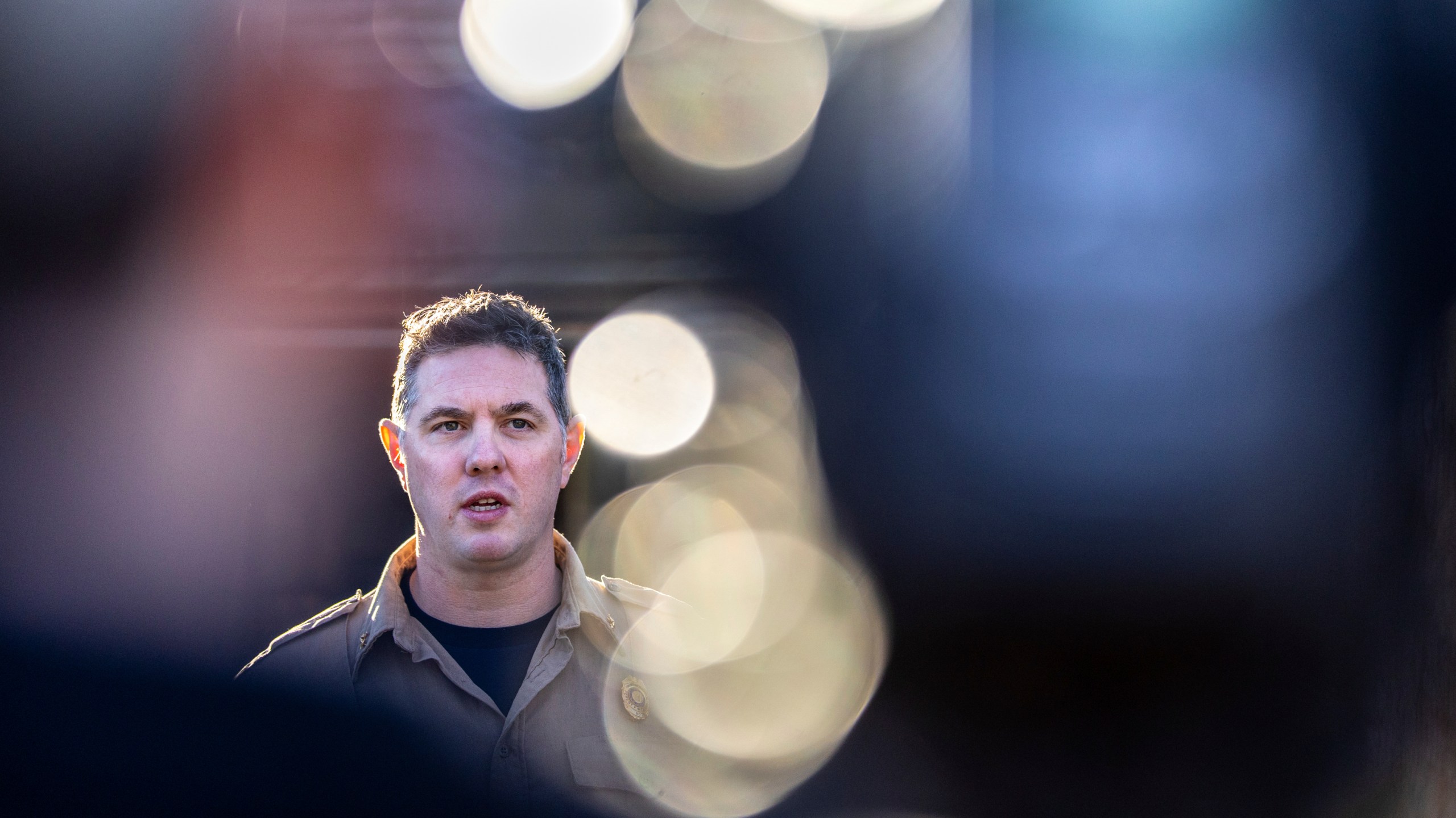 Assistant Division Fire Warden Chris Franek speaks to reporters during a briefing at the New Jersey Forest Fire Service Command Post, Monday, Nov. 11, 2024, in Ringwood, N.J. (AP Photo/Stefan Jeremiah)