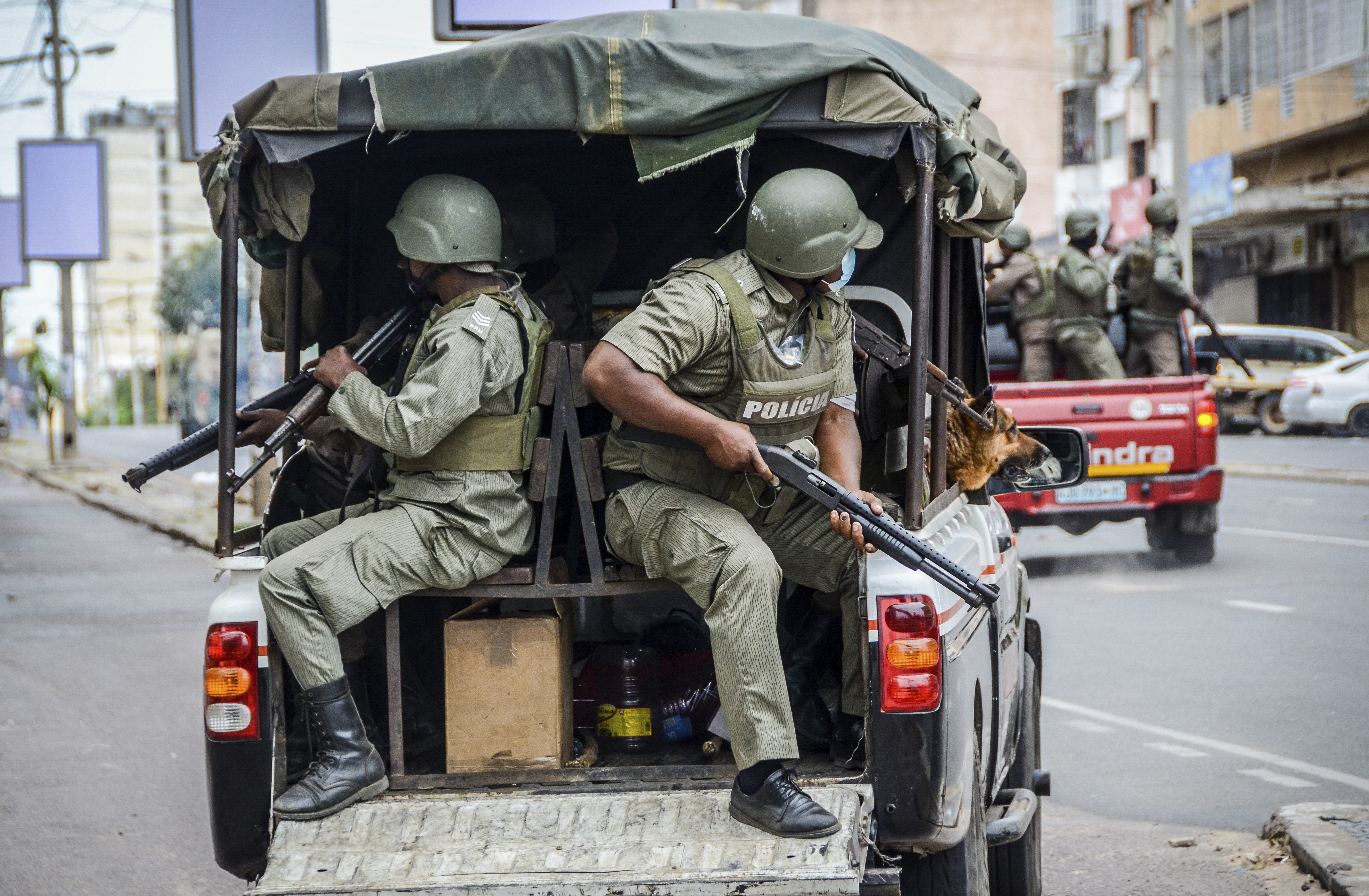 Police deploy amid opposition protests in Maputo, Mozambique, Thursday, Nov. 7, 2024. Protesters dispute the outcome of the Oct. 9 elections that saw the ruling Frelimo party extend its 49-year rule. (AP Photo/Carlos Uqueio)