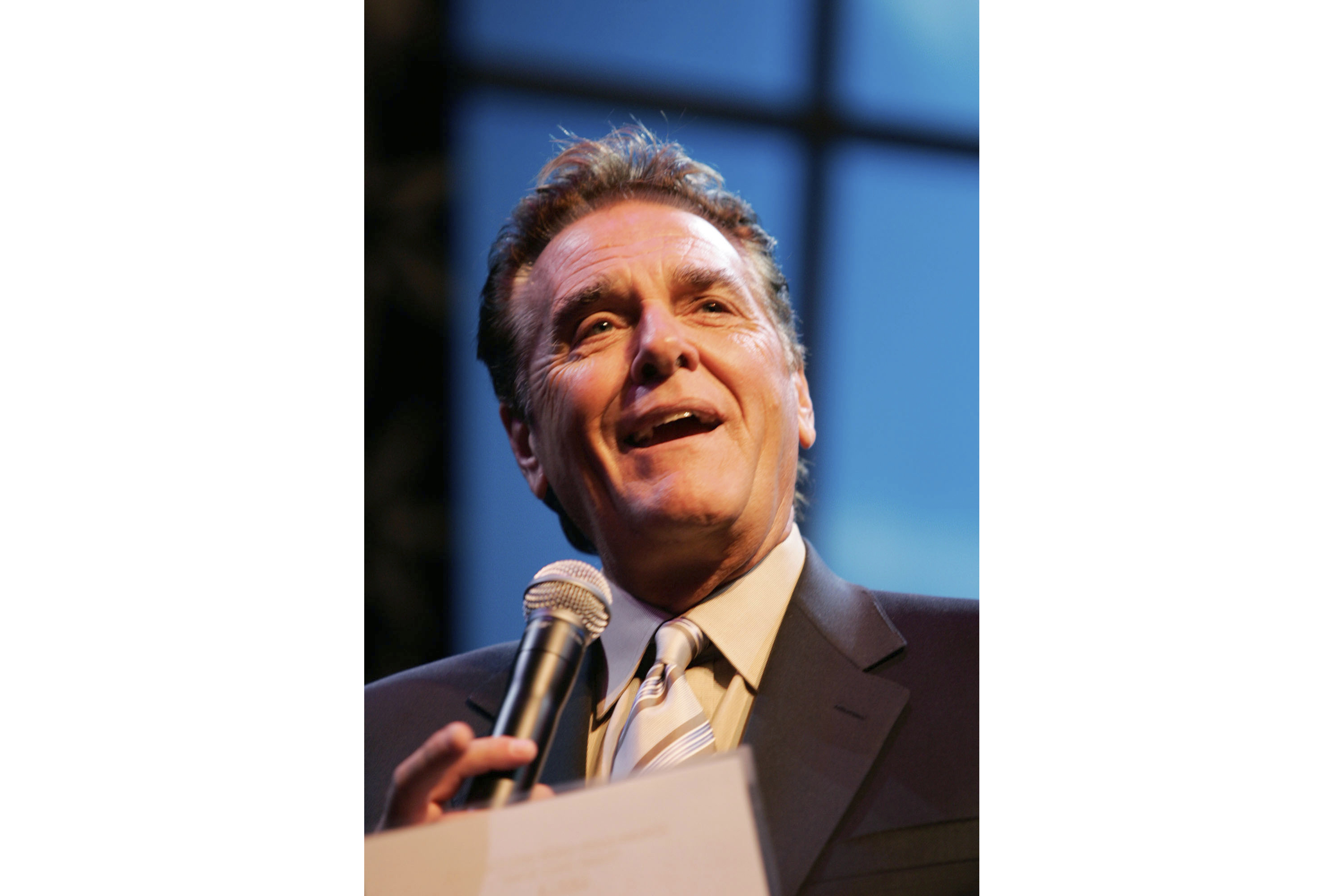 FILE - Chuck Woolery hosts a special premiere of the "$250,000 Game Show Spectacular" at the Las Vegas Hilton Saturday, Oct. 13, 2007, in Las Vegas. (Ronda Churchill/Las Vegas Review-Journal via AP, File)