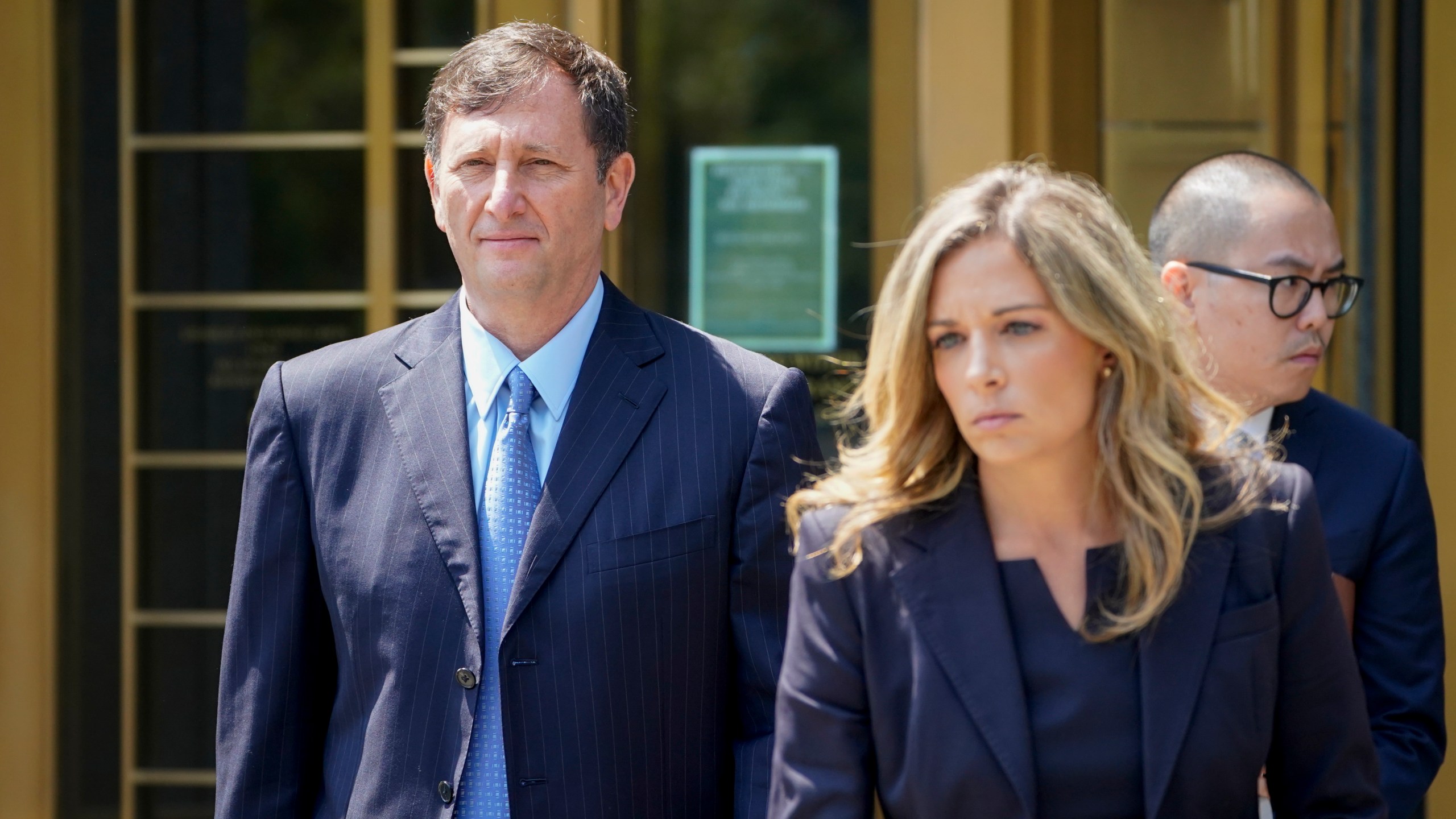 FILE - Alexander Mashinsky, founder and former chief executive of the failed cryptocurrency lending platform Celsius Network, leaves Manhattan federal court with his legal team, July 25, 2023, in New York. (AP Photo/John Minchillo, File)