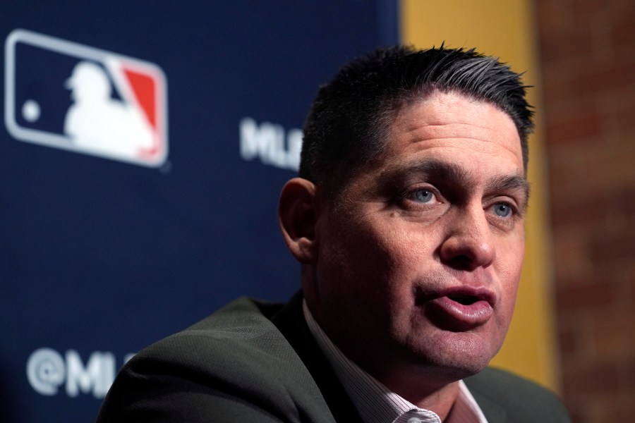 New York Mets manager Carlos Mendoza speaks to media at the Major League Baseball winter meetings, Monday, Dec. 9, 2024, in Dallas. (AP Photo/LM Otero)