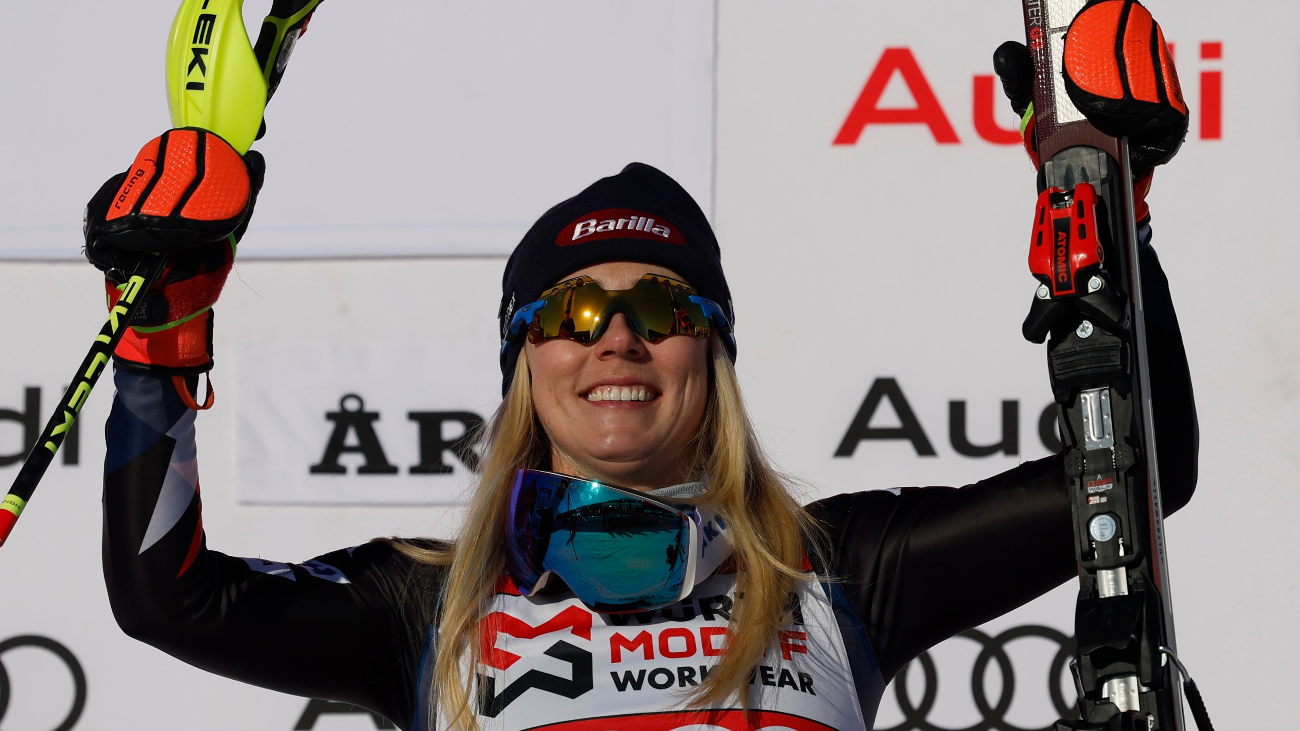 FILE - United States' Mikaela Shiffrin celebrates after winning a women's World Cup slalom skiing event in Are, Sweden, Sunday, March 10, 2024. (AP Photo/Alessandro Trovati, File)