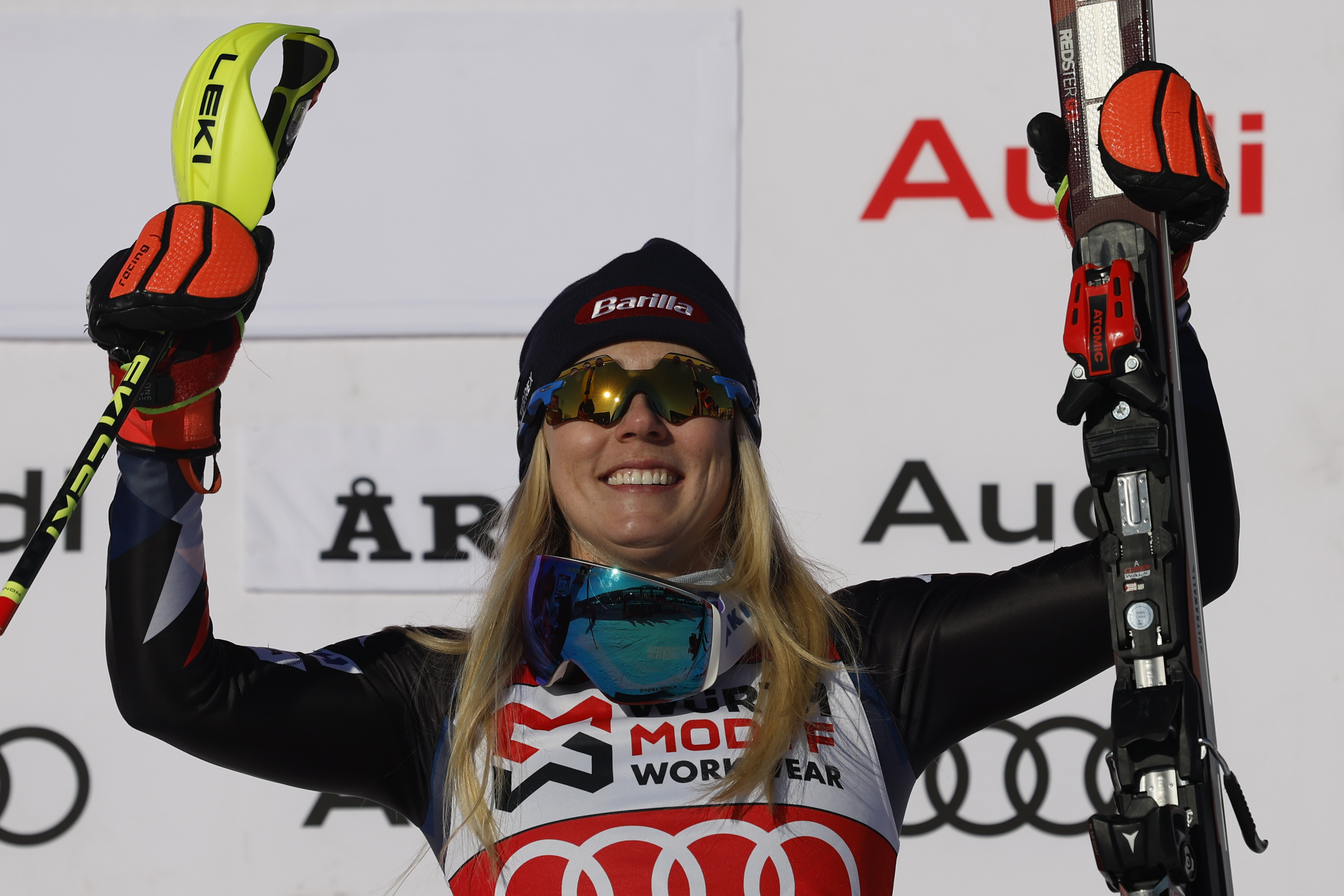 FILE - United States' Mikaela Shiffrin celebrates after winning a women's World Cup slalom skiing event in Are, Sweden, Sunday, March 10, 2024. (AP Photo/Alessandro Trovati, File)