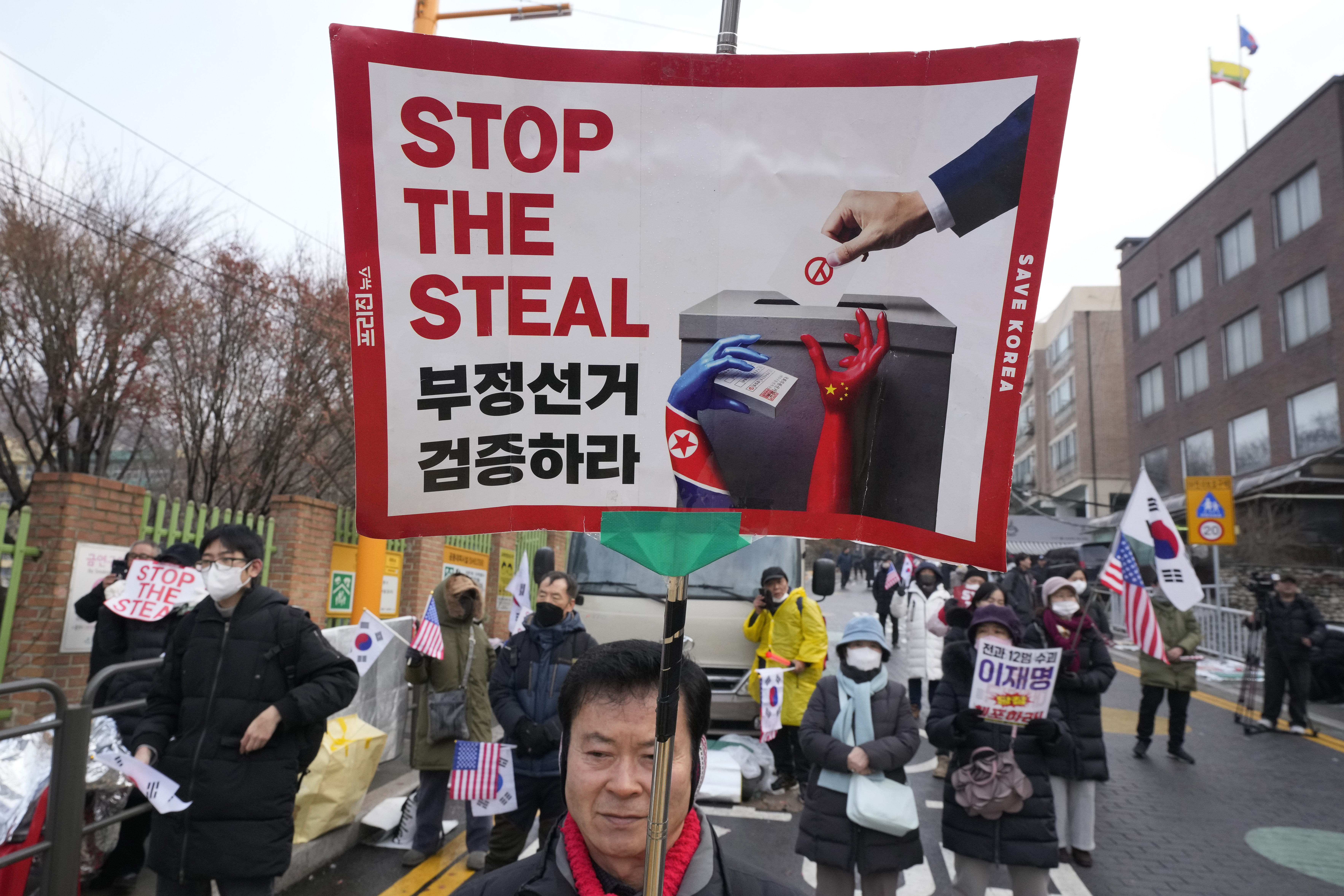 FILE - Supporters of impeached South Korean President Yoon Suk Yeol attend a rally to oppose his impeachment near the presidential residence in Seoul, South Korea, Jan. 6, 2025. (AP Photo/Ahn Young-joon, File)